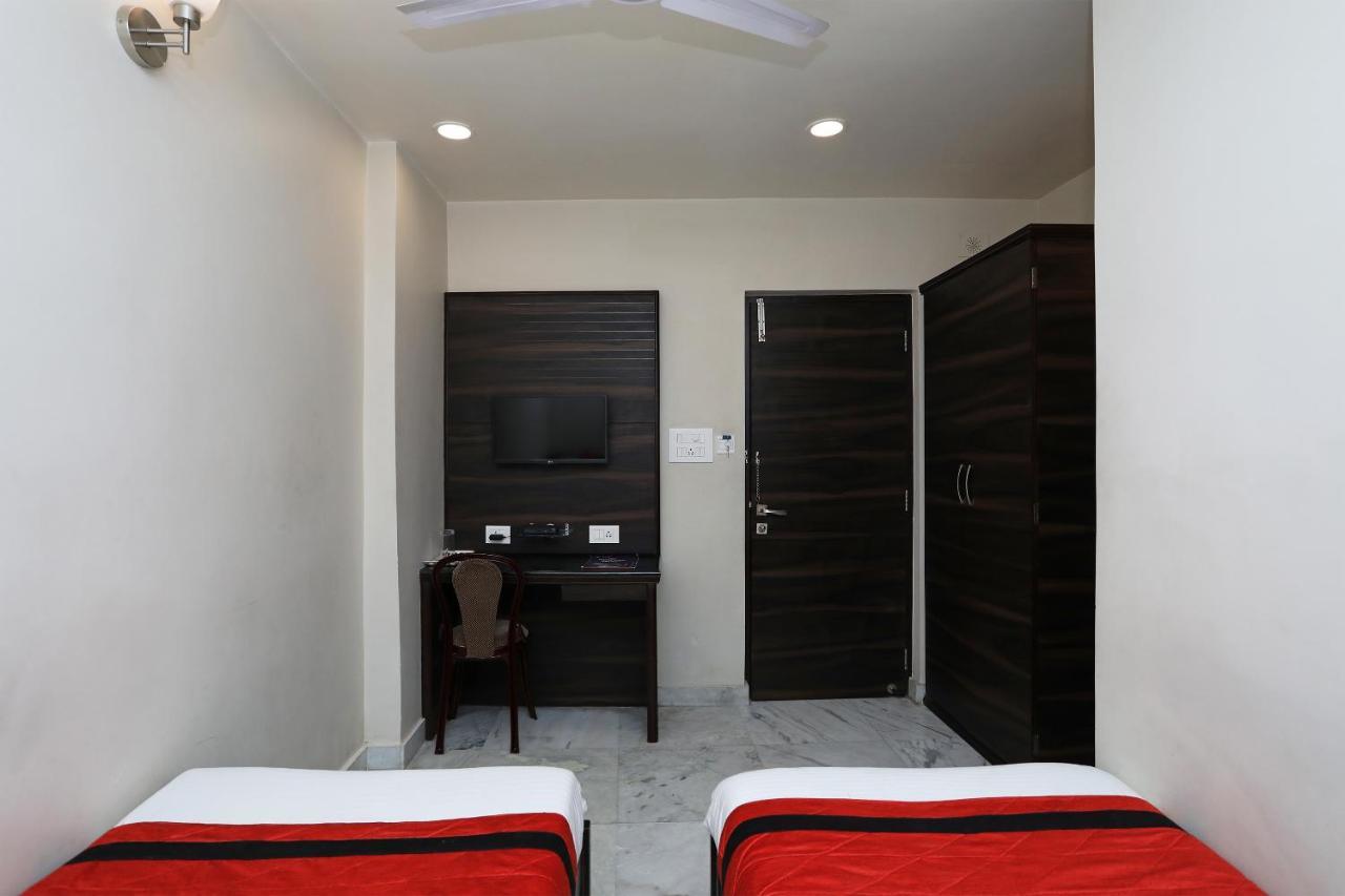Capital O 8318 Beeu Guest House Liluāh Zewnętrze zdjęcie