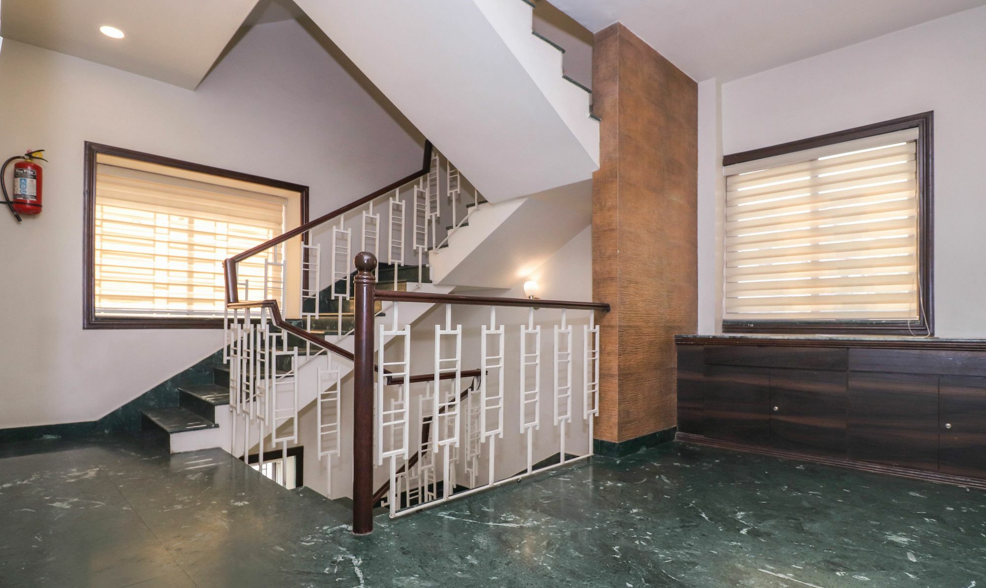 Capital O 8318 Beeu Guest House Liluāh Zewnętrze zdjęcie